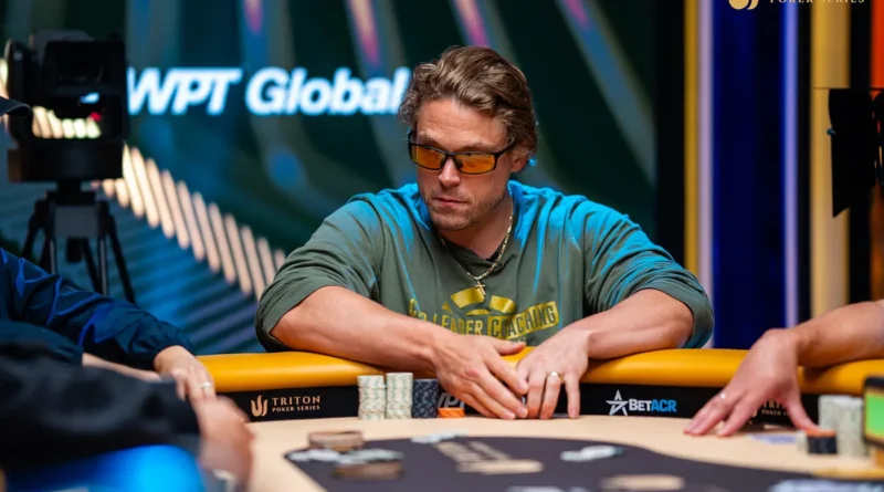 알렉스 폭센-트리톤 포커