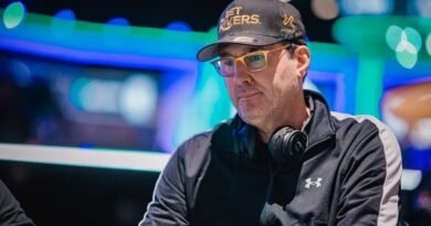 필 헬뮤스, WSOP 배드비트에 폭발…3년 만에 깨진 ‘긍정 모드’ 필 헬뮤스