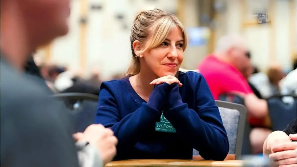 크리스틴 폭센-여성 포커플레이어