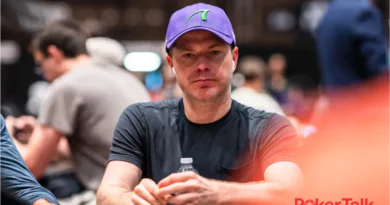 jonathan-little-poker