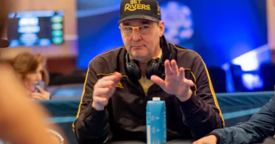 필헬뮤즈-포커